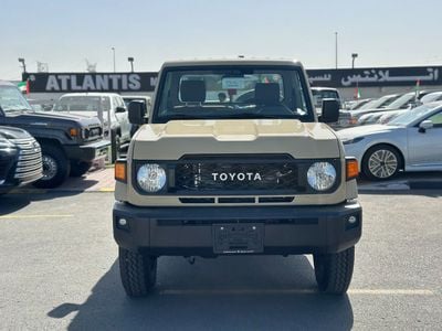 تويوتا لاند كروزر بيك آب Std 4.0L Single Cab Utility 4WD
