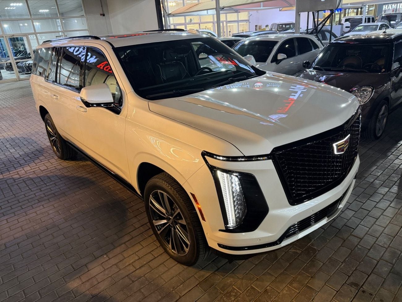 Cadillac Escalade LUXURY