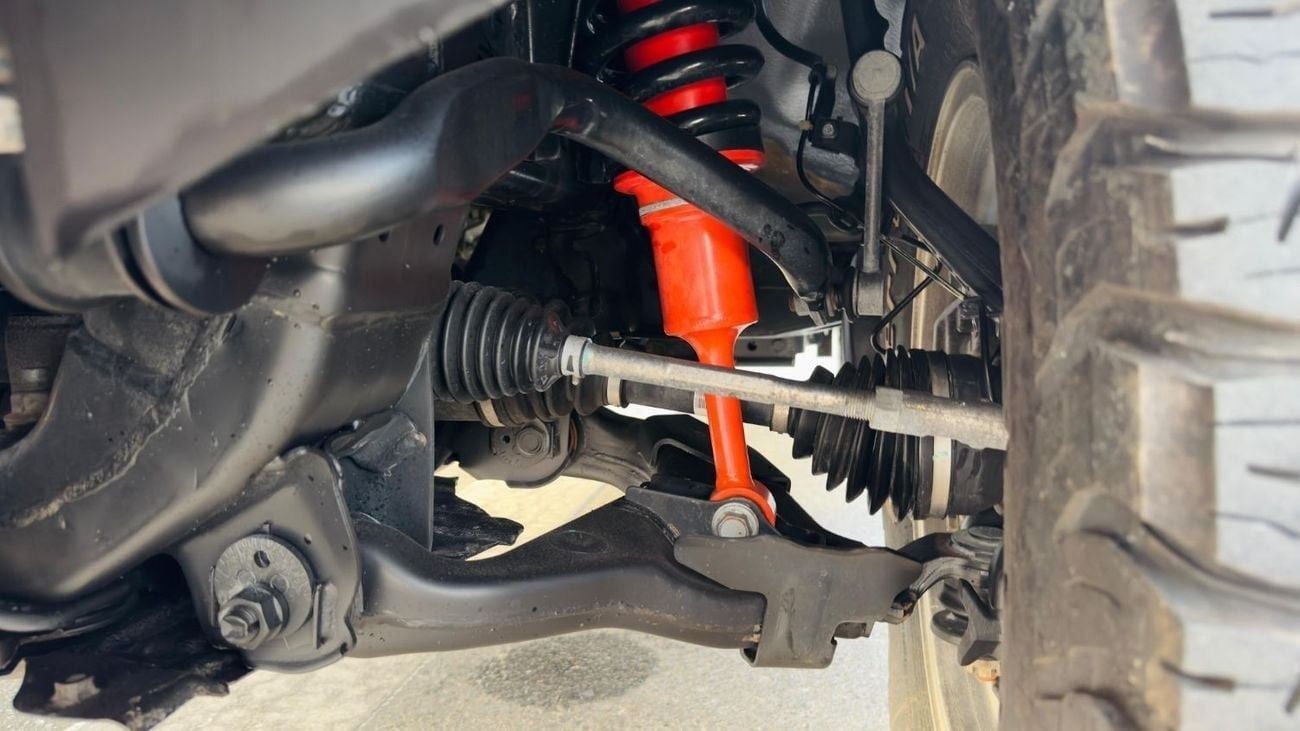 تويوتا فورتونر PREMIUM CONDITION | 2.8L DIESEL ENGINE | RHD |