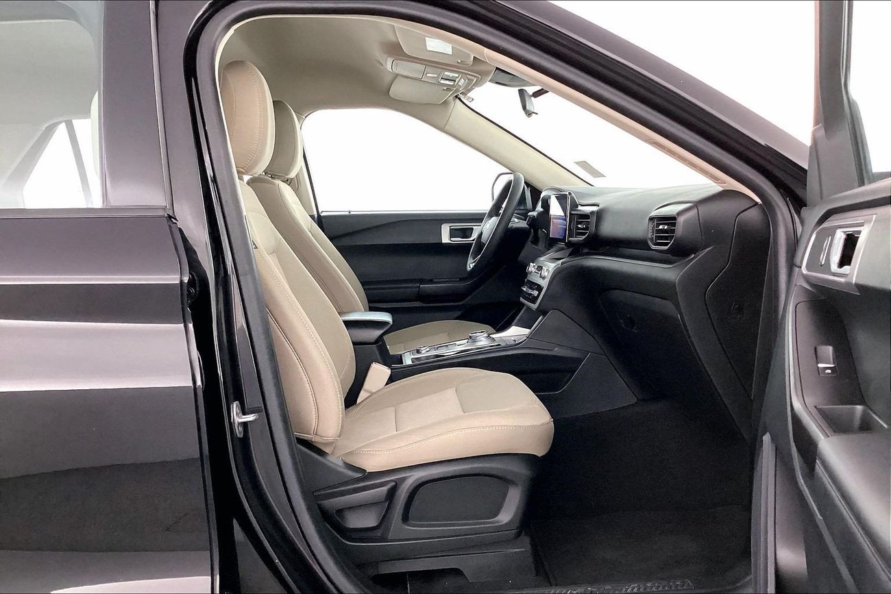 Ford Explorer XL / Standard | National Day Celebration | Guaranteed Warranty | 0 Down Payment