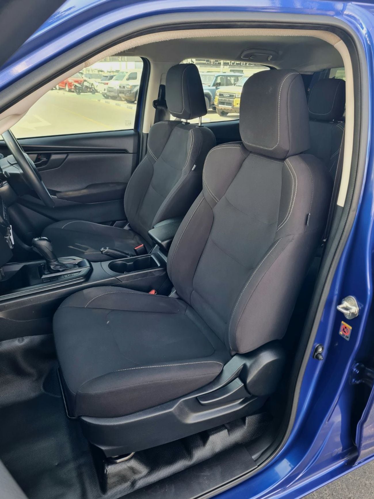إيسوزو D ماكس STD D-Max Right Hand Drive Year: 2021 Engine: 3.0D