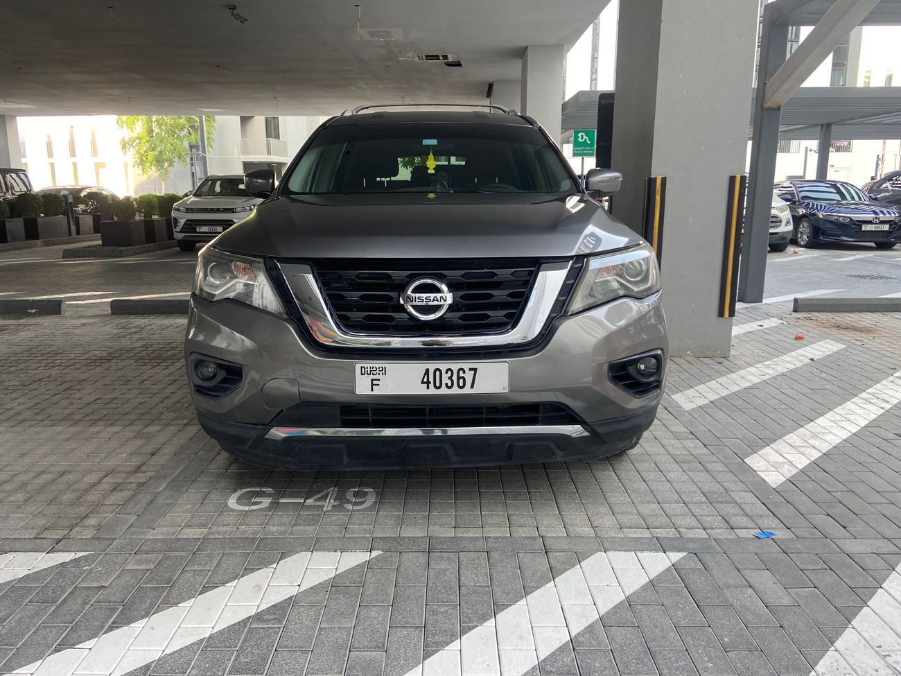 Nissan Pathfinder Mid