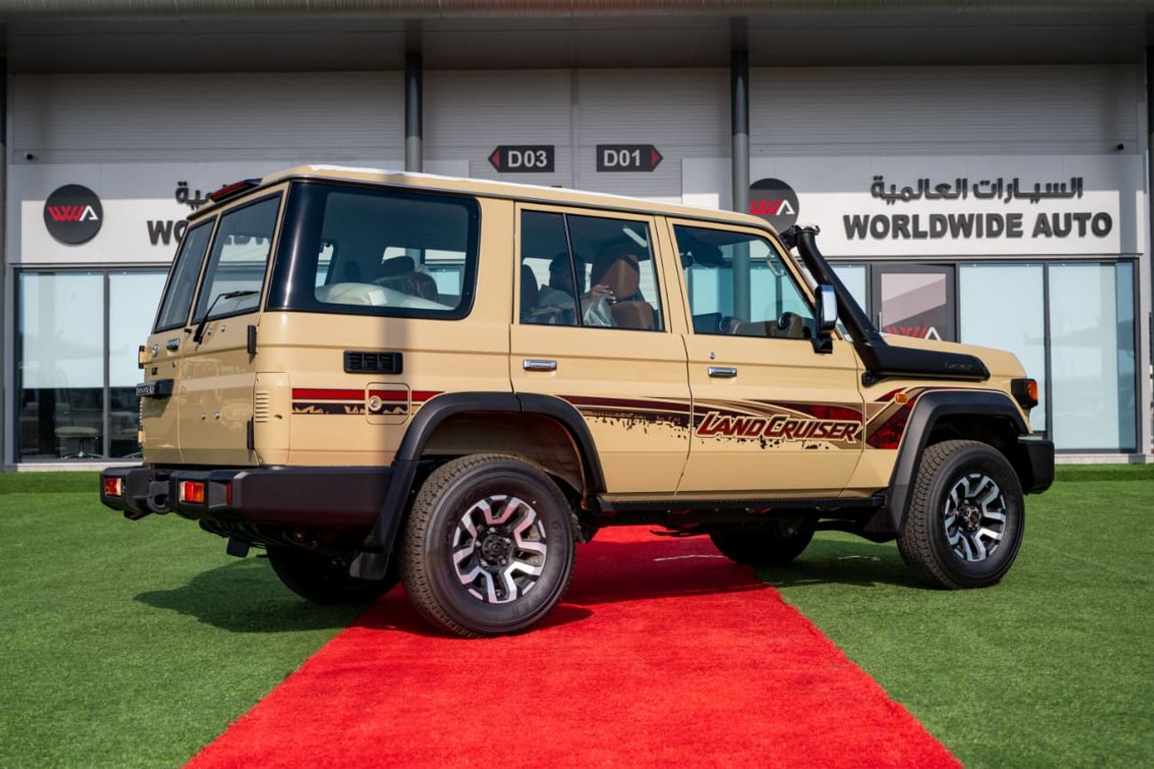 Toyota Land Cruiser 70 Toyota LC76 2.8L Turbo Diesel Z1 Full Option 2026