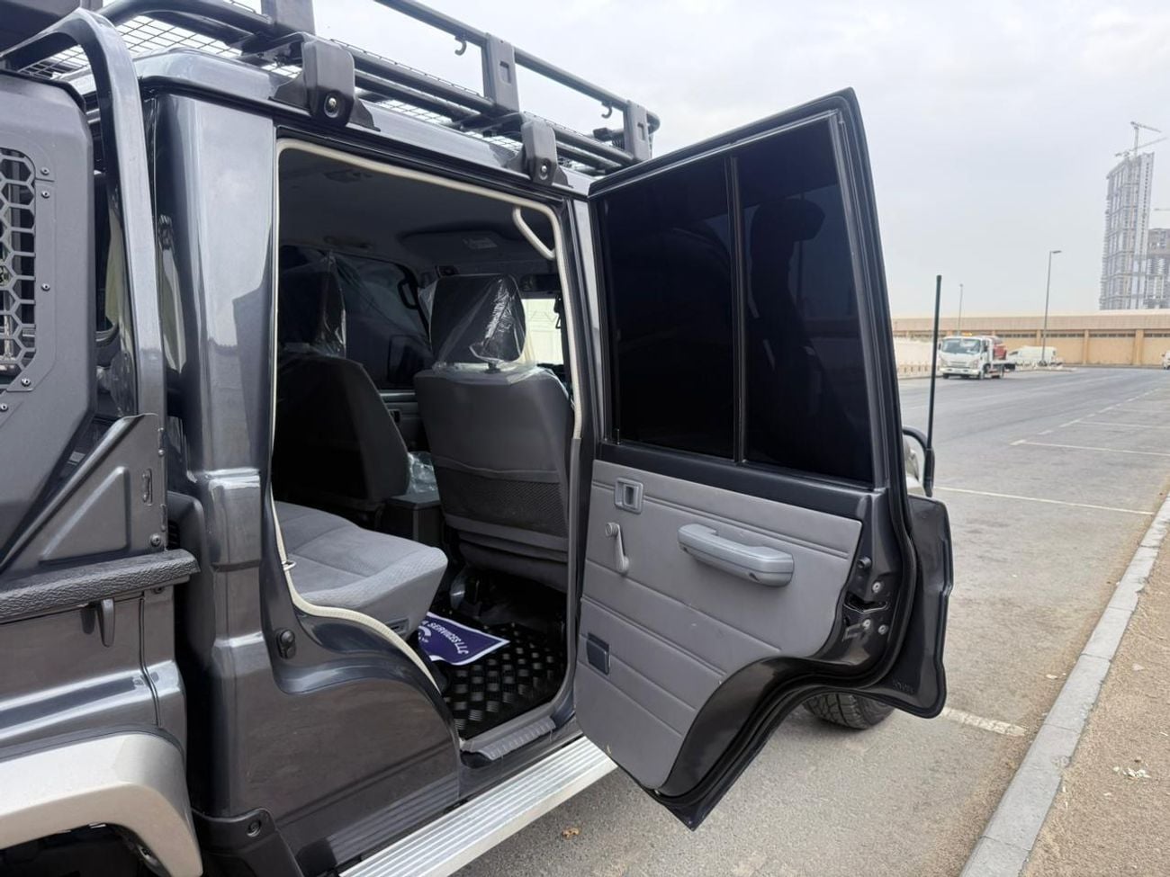 Toyota Land Cruiser Pick Up GXL RIGHT HAND DOUBLE CABIN 2019 MODEL DIESEL 4.5L ONLY FOR EXPORT