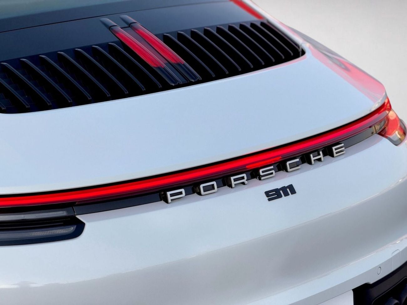بورش 911 CARRERA 4 AL NABOODAH WARRANTY | FULL SERVICE HISTORY | PORSCHE 911 CARRERA 4