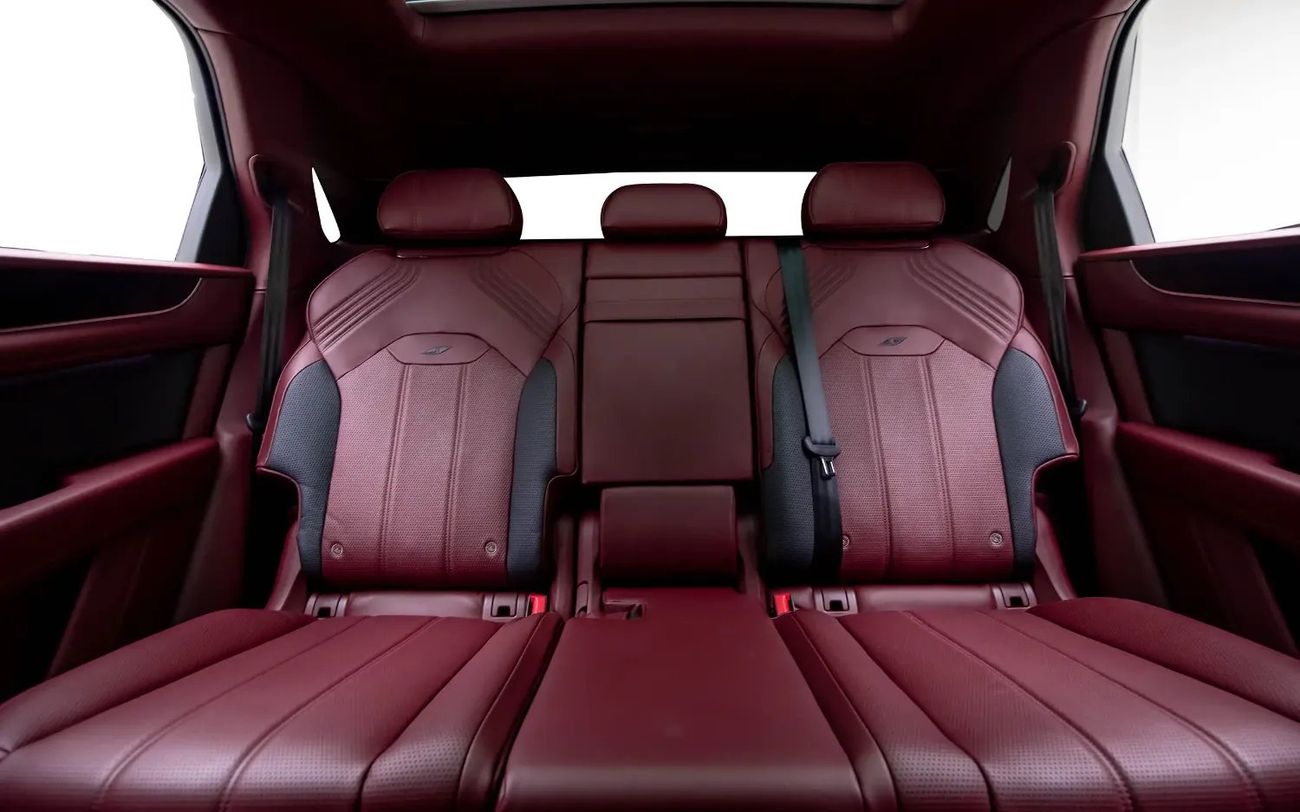 بنتلي بينتايجا S 4.0T - V8 Sports  - GCC Spec - With Warranty and Service Contract