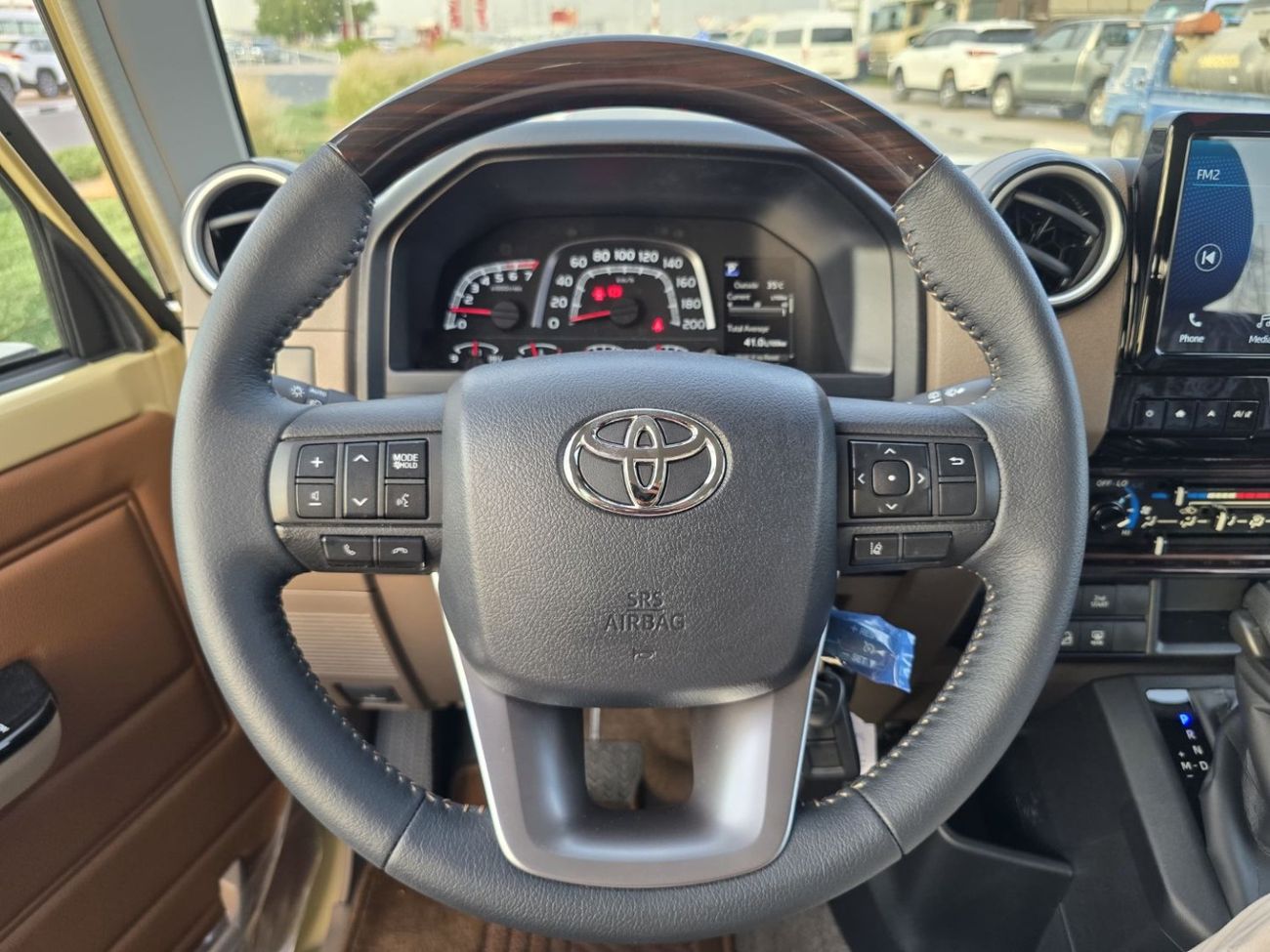 Toyota Land Cruiser 70 2025 Toyota Land Cruiser 4.0L AT full option