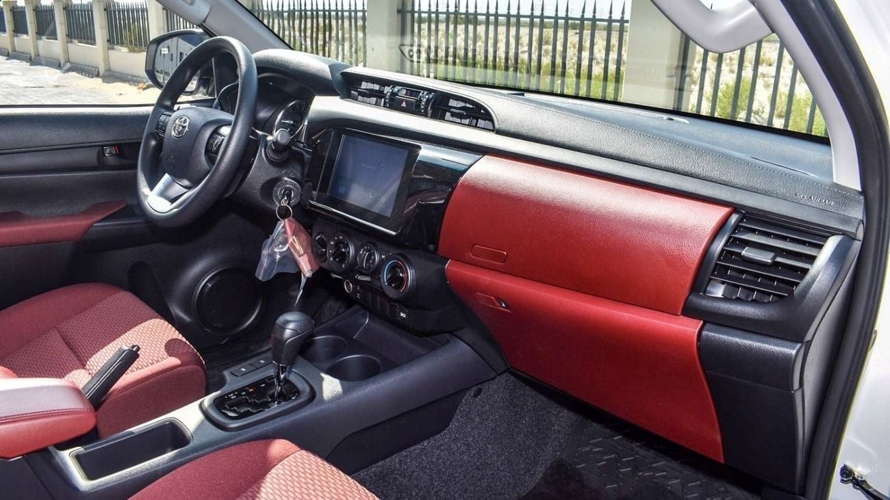 Toyota Hilux SGLX S GLX 2.4L 4WD A/T 2025YM