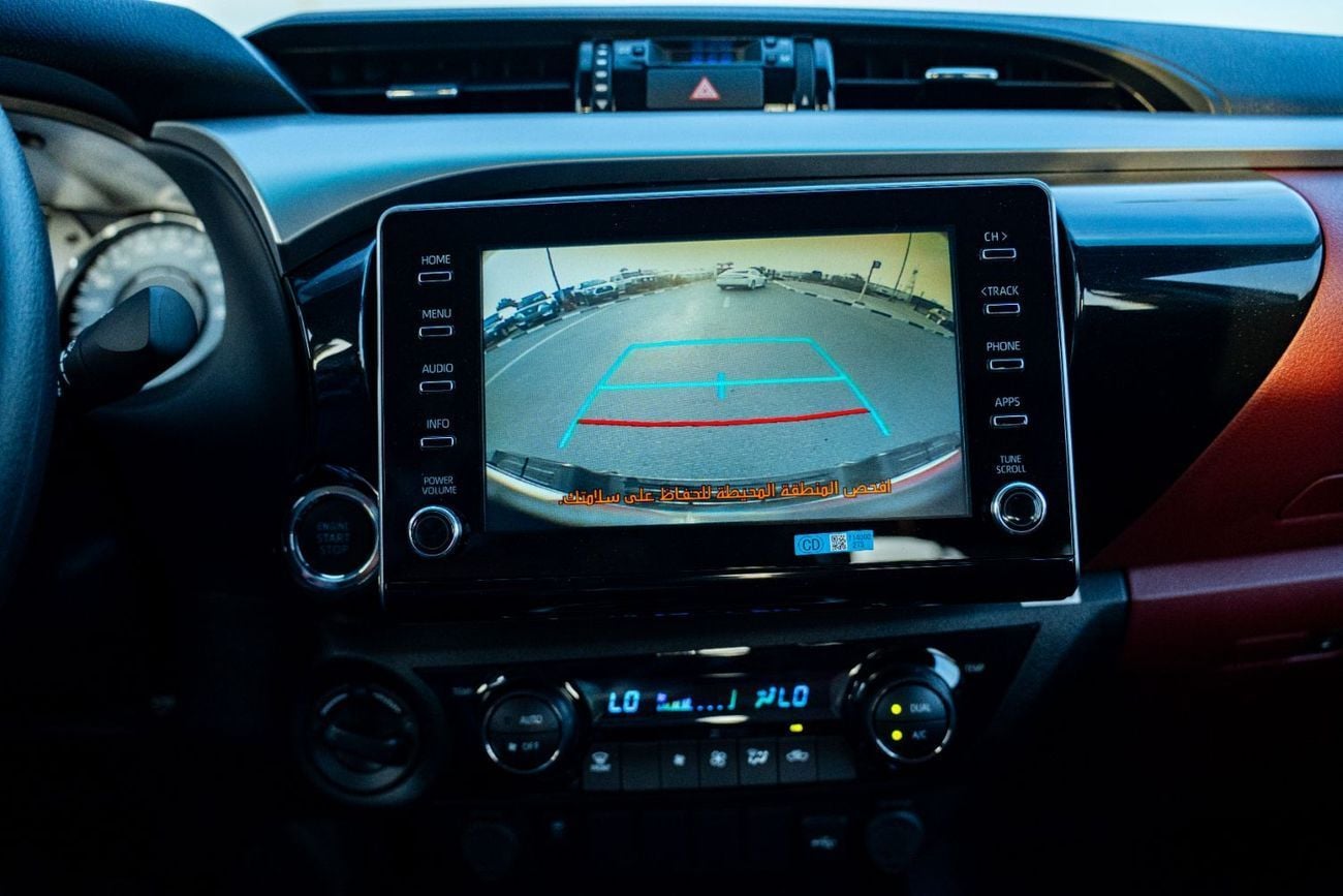 Toyota Hilux 2026 Toyota Hilux D/C  M/T  (2.7L   4WD)