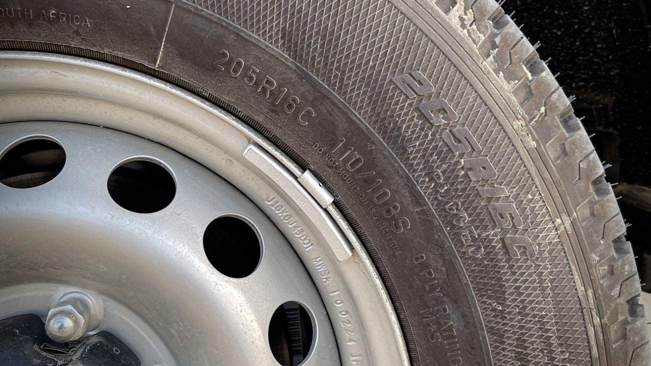 Toyota Hilux GL 2.7L Double Cab Utility 4WD 2025YM [FOR EXPORT TO AFRICA ONLY]