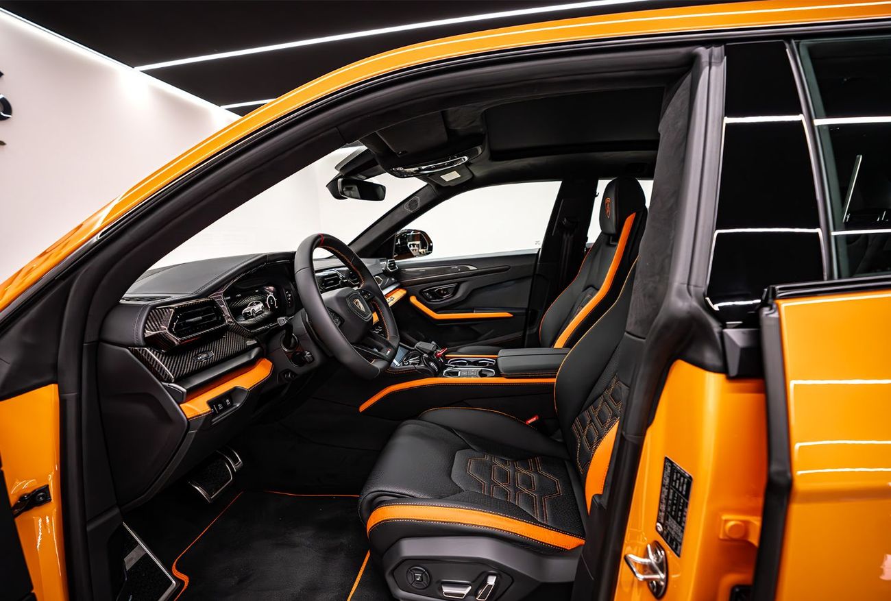 لامبورغيني اوروس محرك لامبورجيني أوروس 4.0 لتر V8 بشاحن توربيني مزدوج + محركات إلكترونية