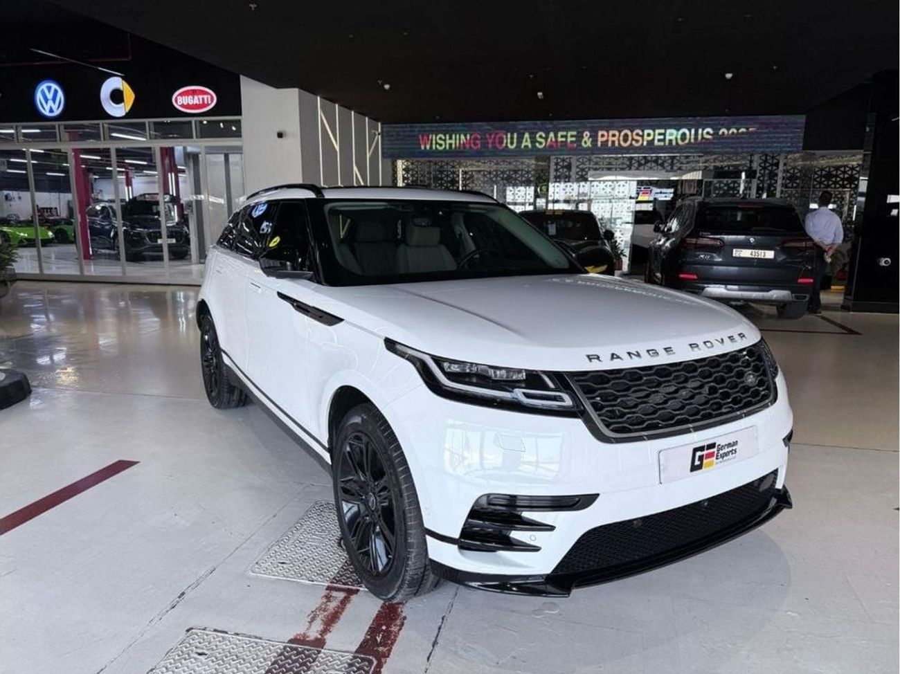 لاند روفر رينج روفر فيلار P250 R-Dynamic S 2.0L 2019 VELAR R DYNAMIC SE P250 / 40,000 KM / Warranty Available up on request