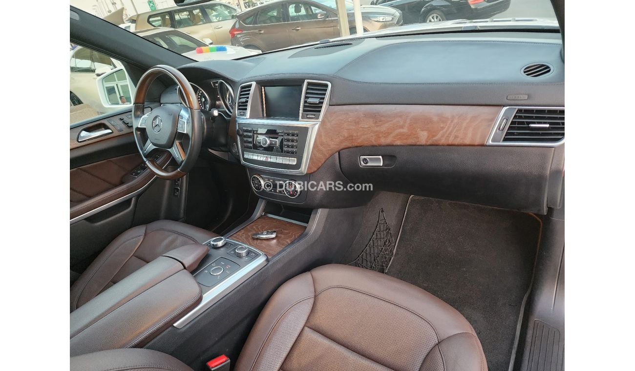 مرسيدس بنز GL 500 Mercedes GL500_Gcc_2015_Excellent_Condition _Full option