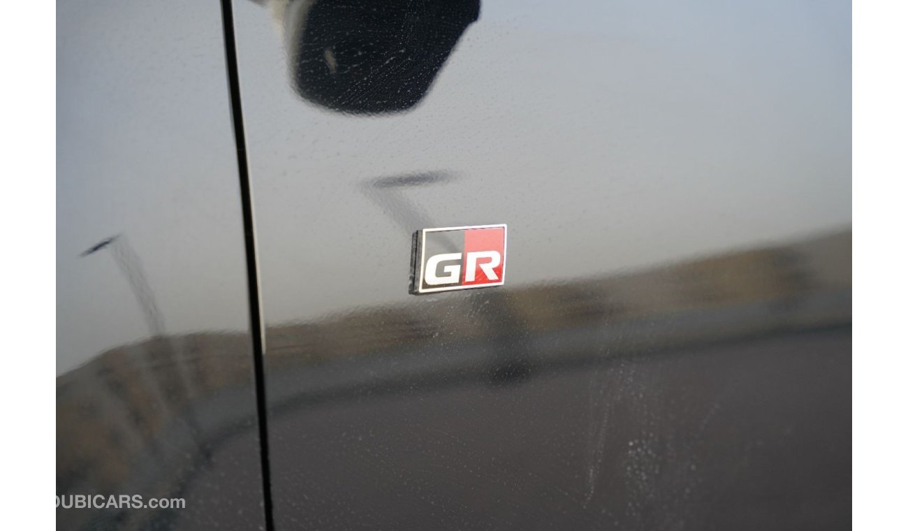 تويوتا هيلوكس GR SPORT DIESEL 2.8 MODEL 2023 GCC FOR EXPORT