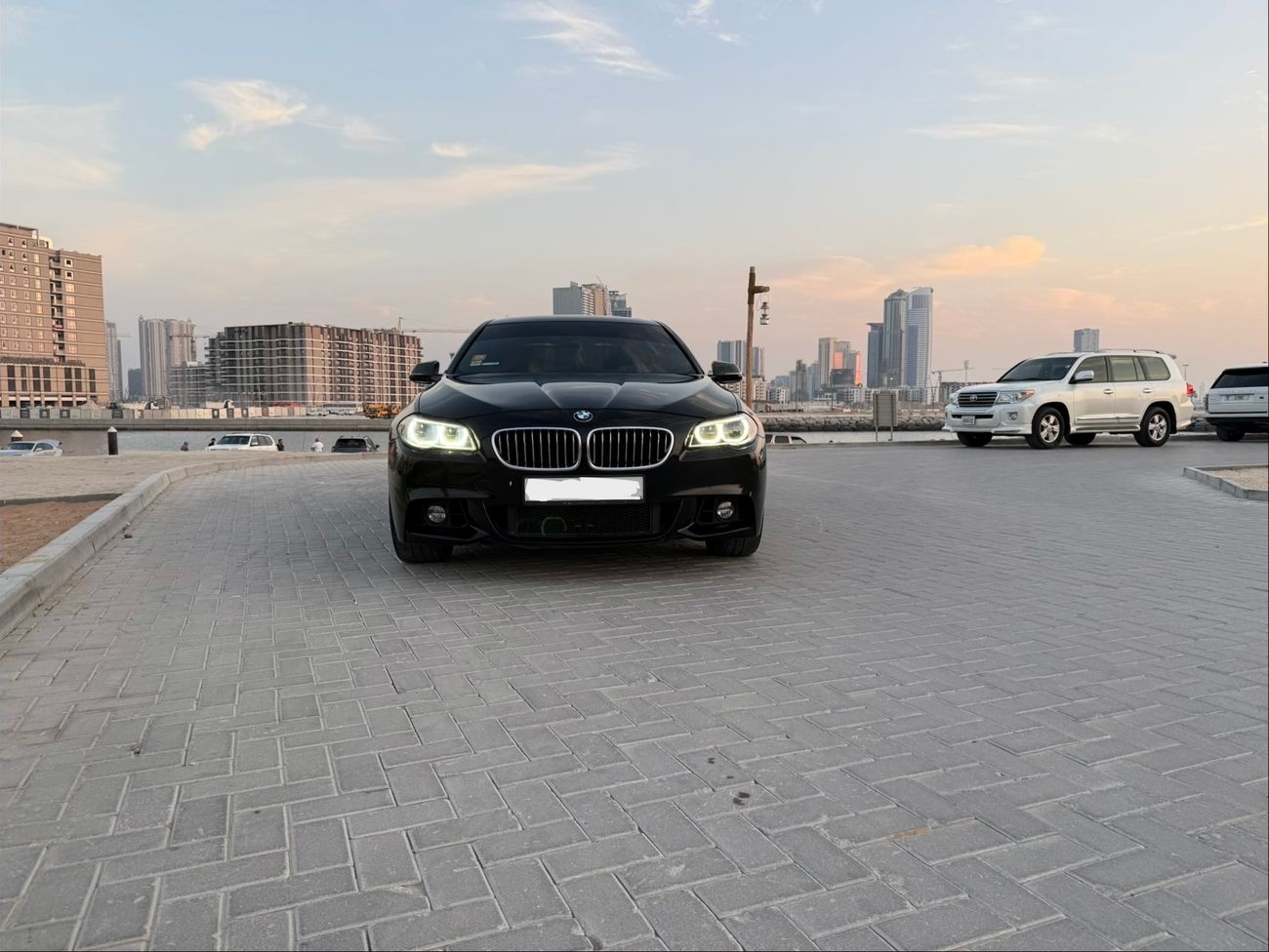 BMW 528i