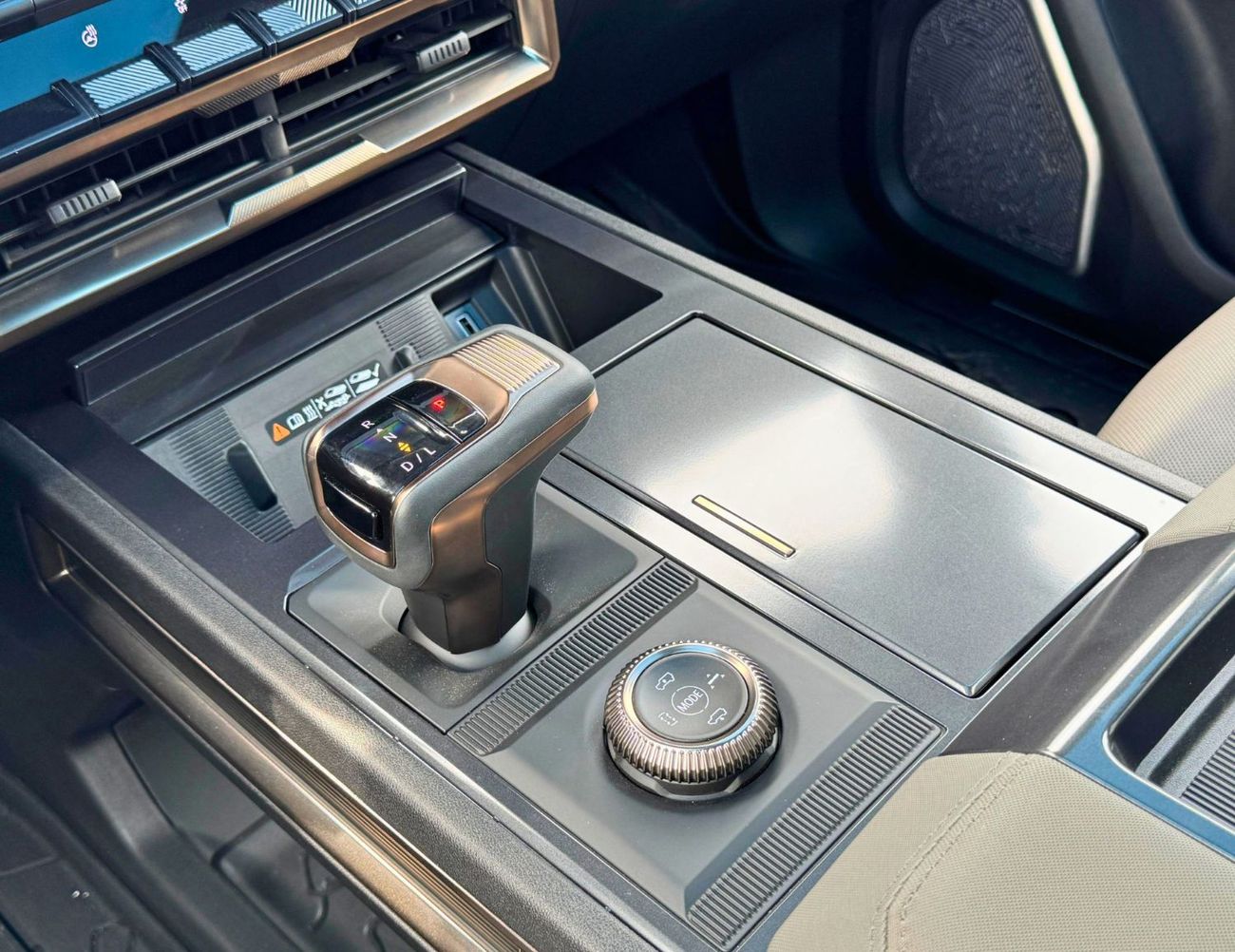 جي أم سي همر EV FIRST EDITION  1.5L / ELECTRIC / 360* CAMERA / PANORAMIC ROOF (CODE # 69055)