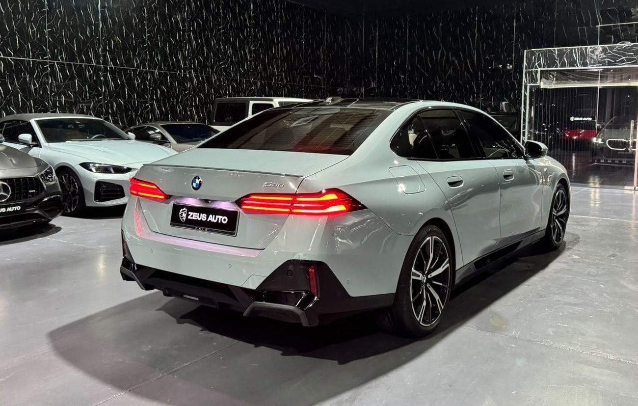 بي أم دبليو 530i M SPORT