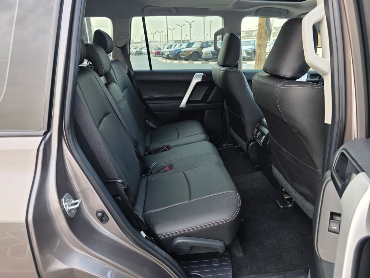 Toyota Prado RIGHT HAND DRIVE ONLY FOR EXPORT 2.8L FULL OPTION