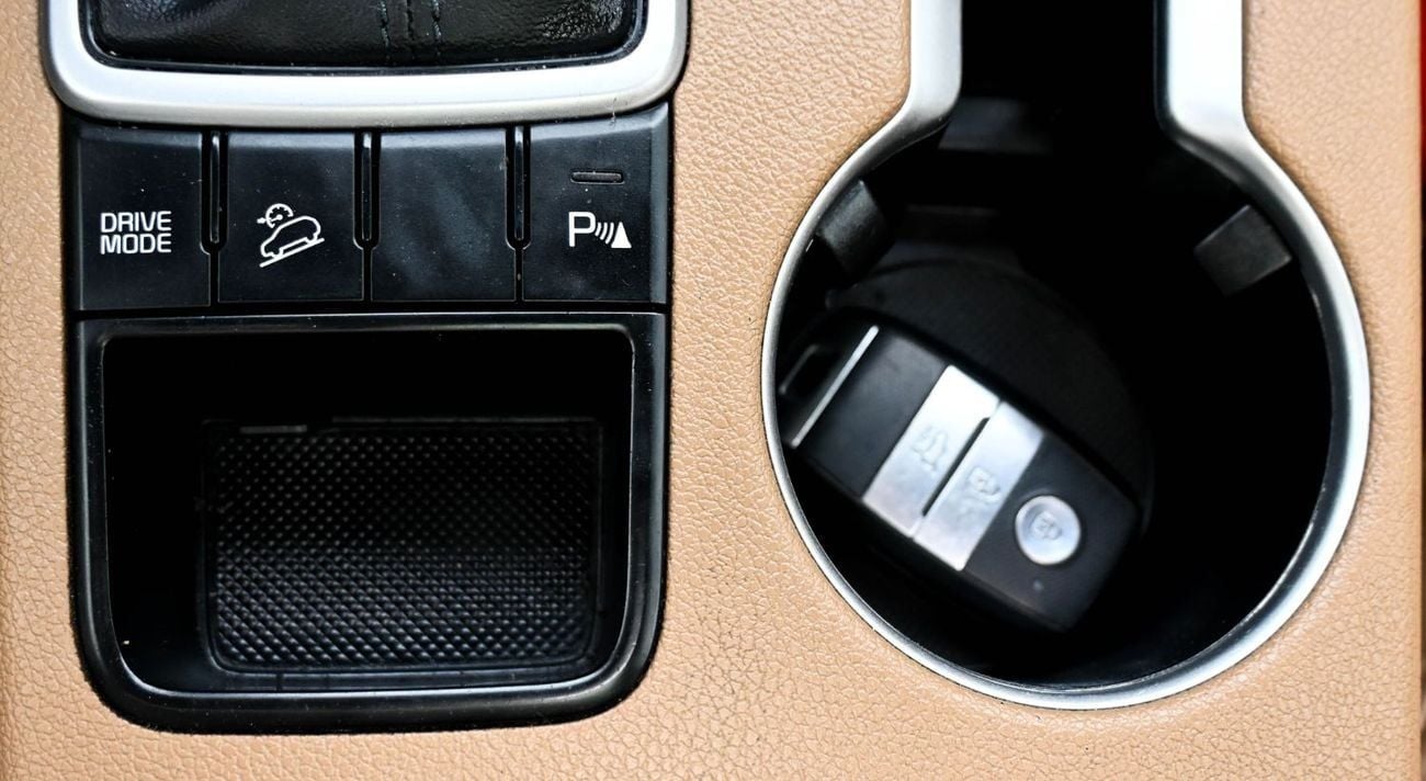 Kia Sportage EX 2.0L (165 HP) FWD Kia Sportage 2.0L 2018 GCC, accident-free Excellent Condition