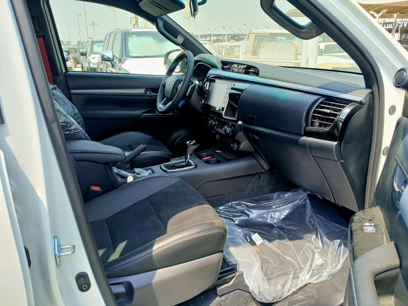تويوتا هيلوكس GR Sport 4.0L
