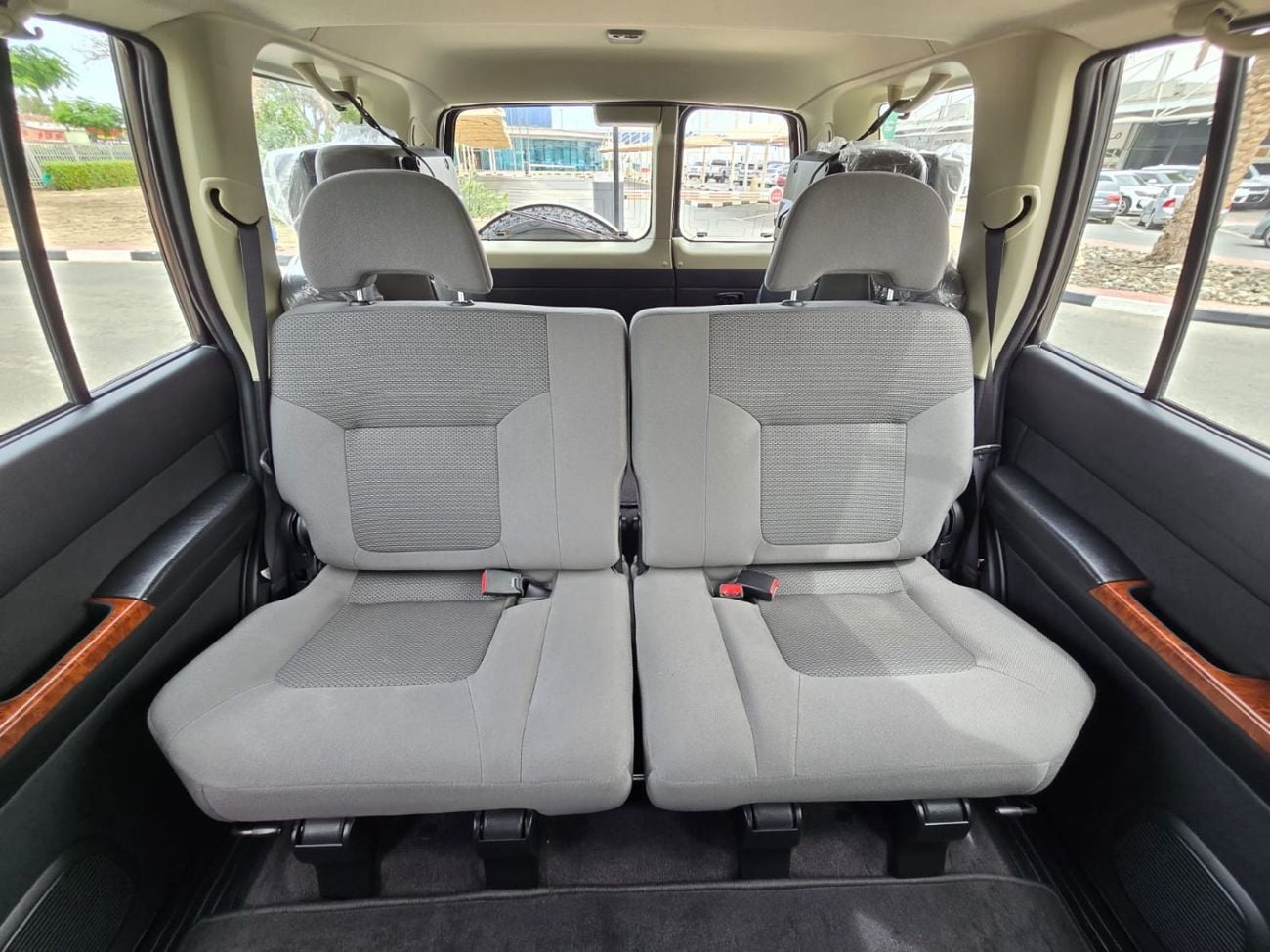 Nissan Patrol Safari Safari 4.8L M/T 2022 GCC LOW MILEAGE IN MINT CONDITION