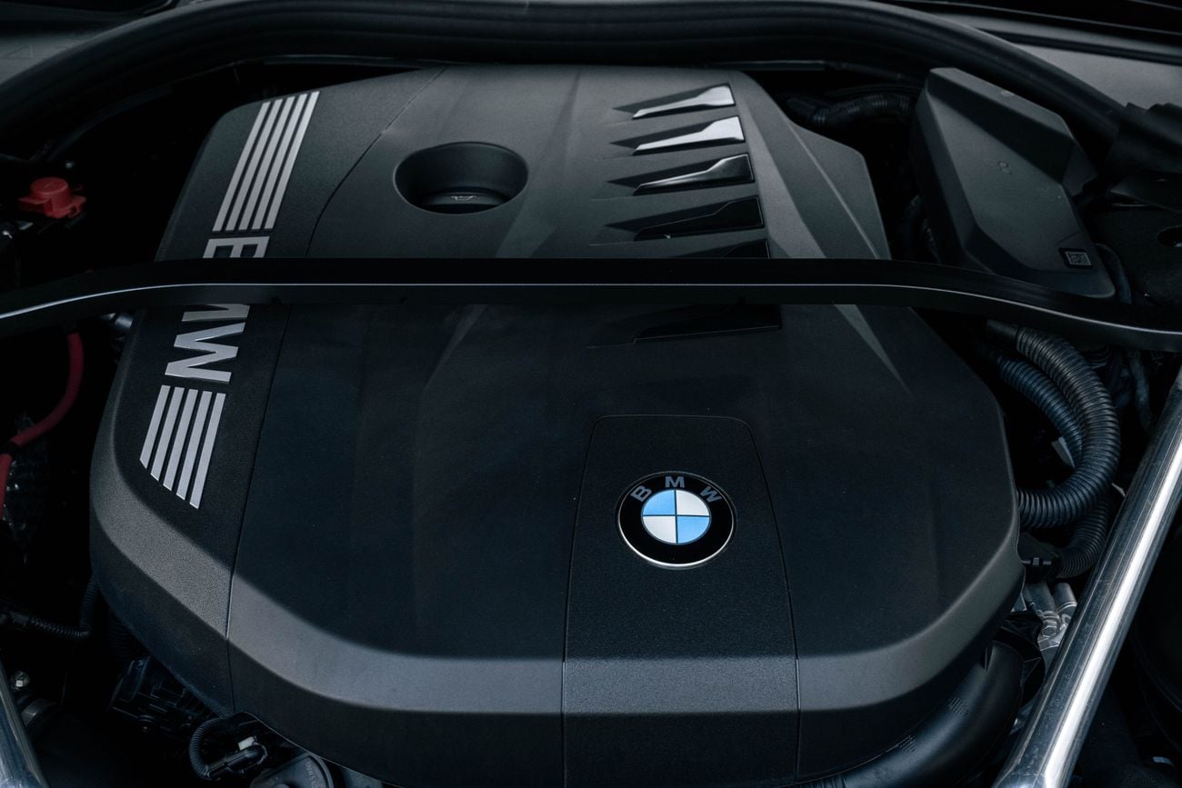 بي أم دبليو 740i 740i M Sport | 6,757 P.M | 0% Downpayment | BMW Warranty & Service!