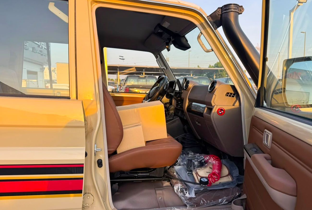 Toyota Land Cruiser 70 LC79 LX