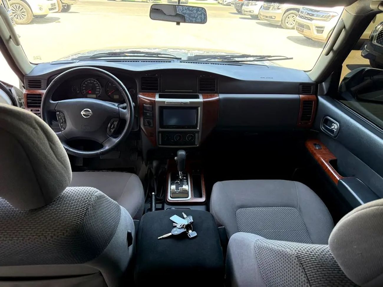 Nissan Patrol SAFARI نيسان فتك سفاري فل اوبشن GCC Specs
