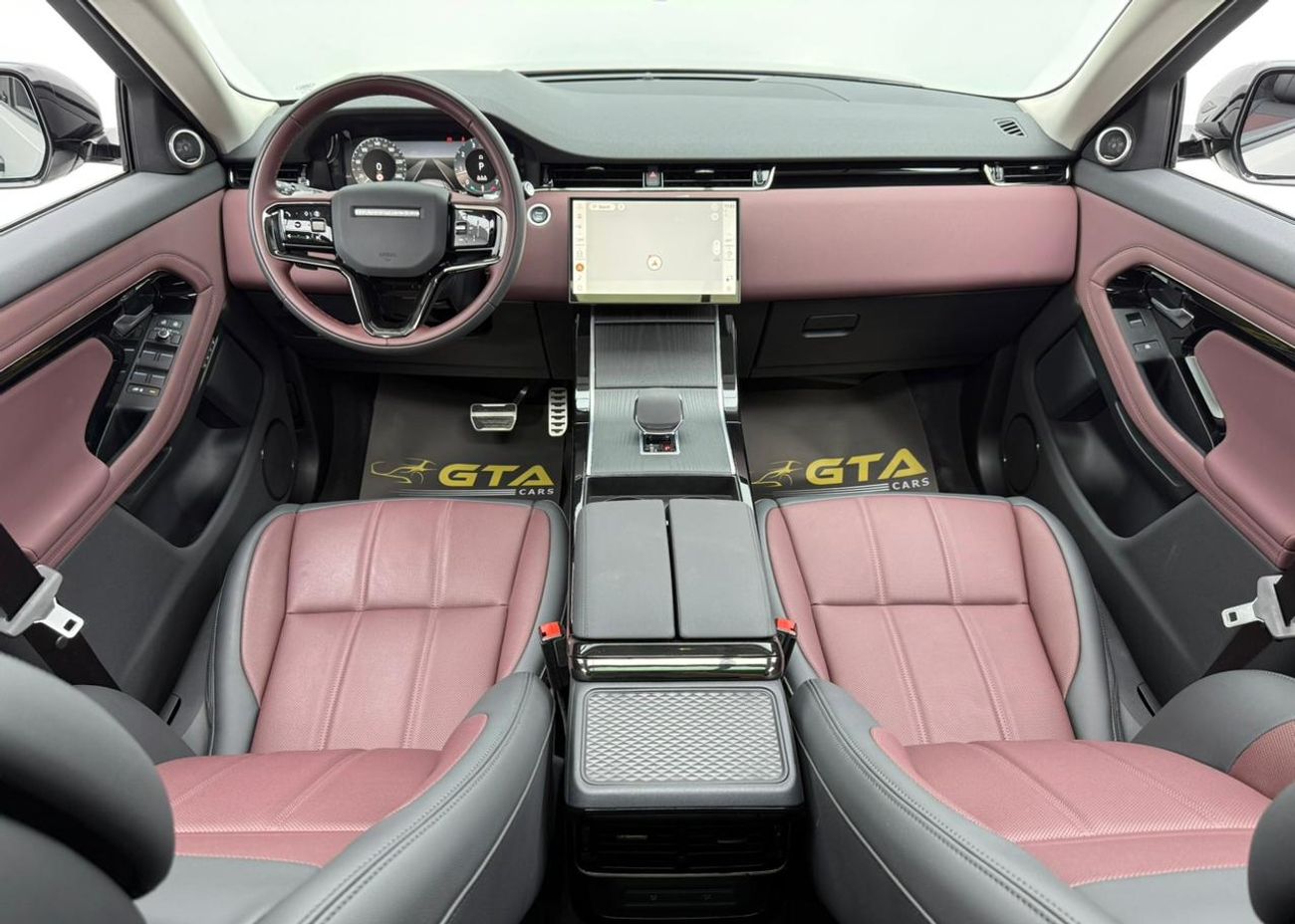 لاند روفر رانج روفر إيفوك P250 SE 2.0L 2025 Range Rover Evoque P250 SE Dynamic L, Warranty, Low Km, Excellent Condition, Chine