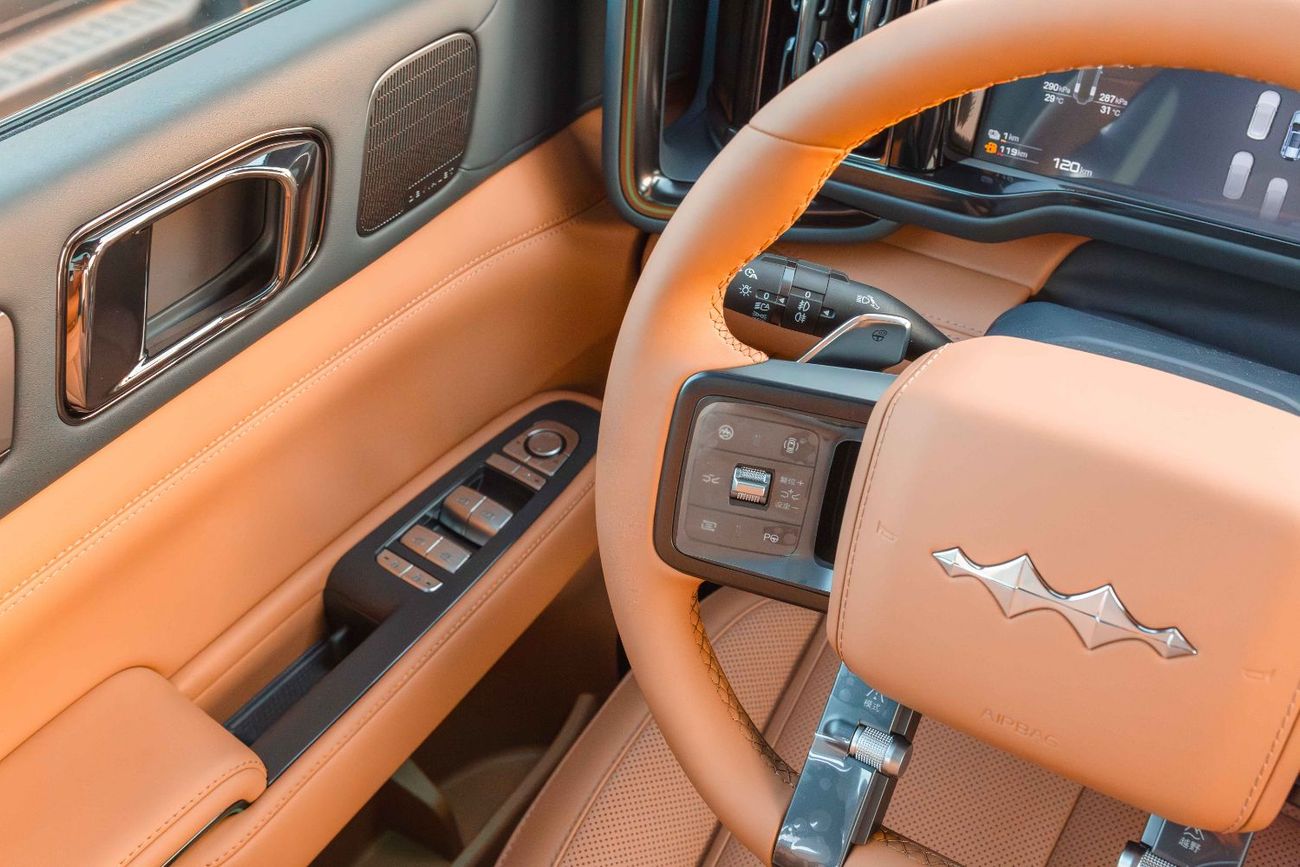 BYD Leopard 5 BYD Leopard5 Ultra Air Suspension 210KM 1.5T 2025 (FOR EXPORT)