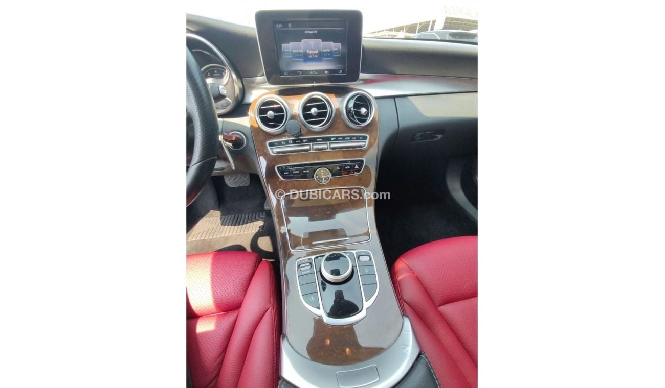 مرسيدس بنز C 300 سبورت Yas