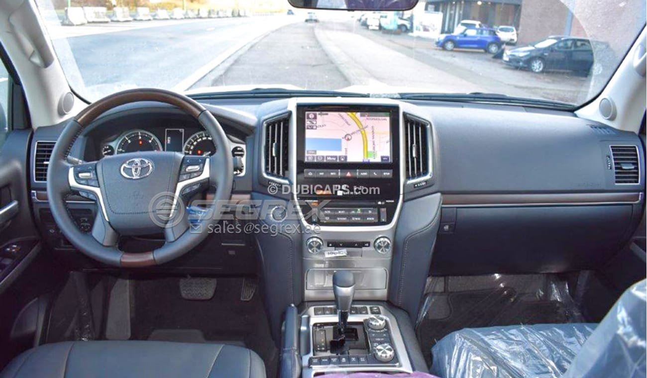 تويوتا لاند كروزر 2020 MODEL  EXECUTIVE LOUNGE TOP OF THE RANGE. 4.5L TURBO DIESEL.