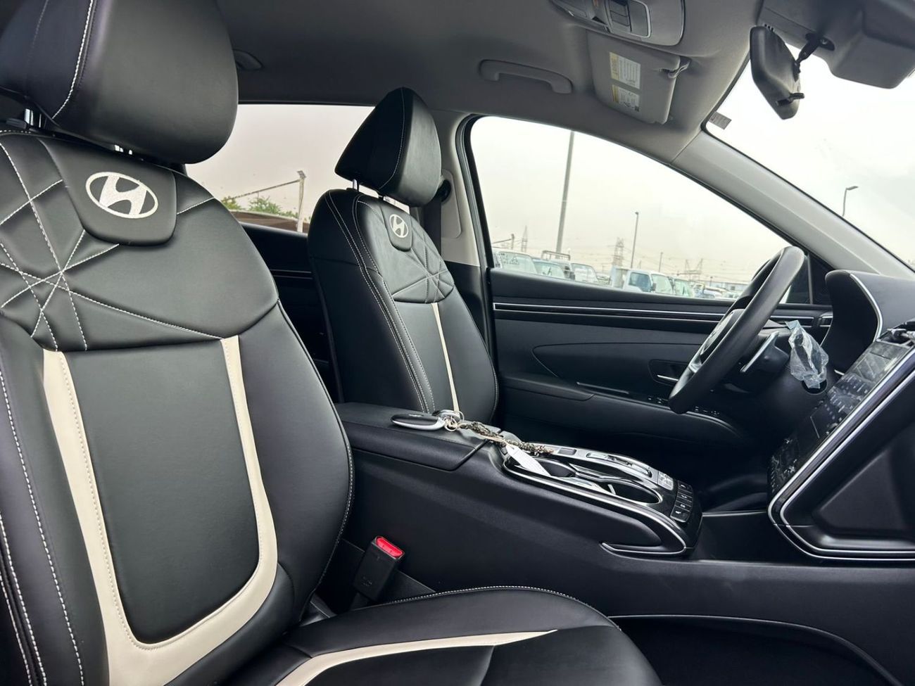 Hyundai Tucson 2022 Hyundai Tucson Hybrid 1.6L V4 - Push Start With Radar - AWD 4x4 - Leather Rear CAM -