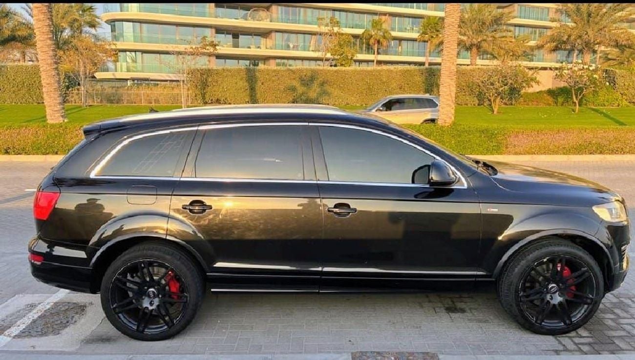 أودي Q7 4.2L V8 S Line