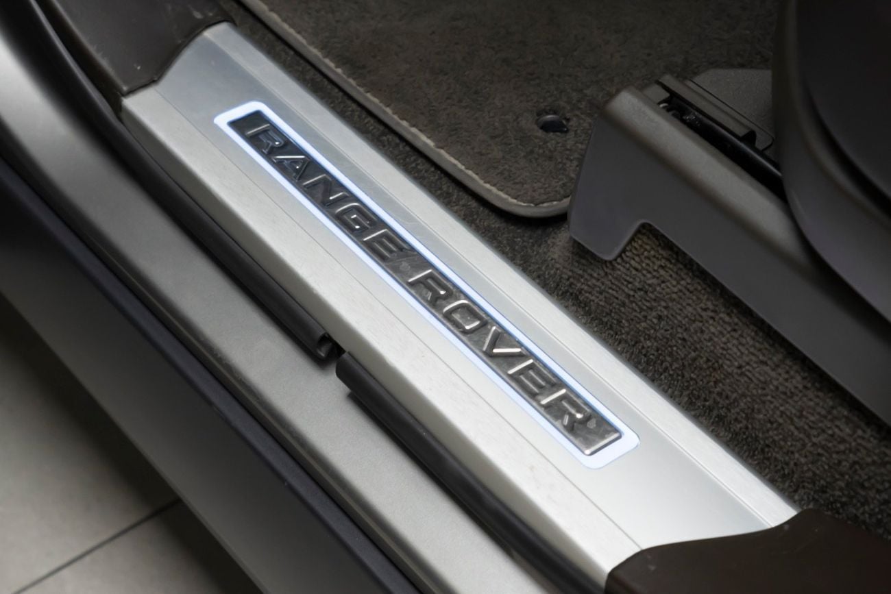 Land Rover Range Rover HSE 3.0L (375 HP)