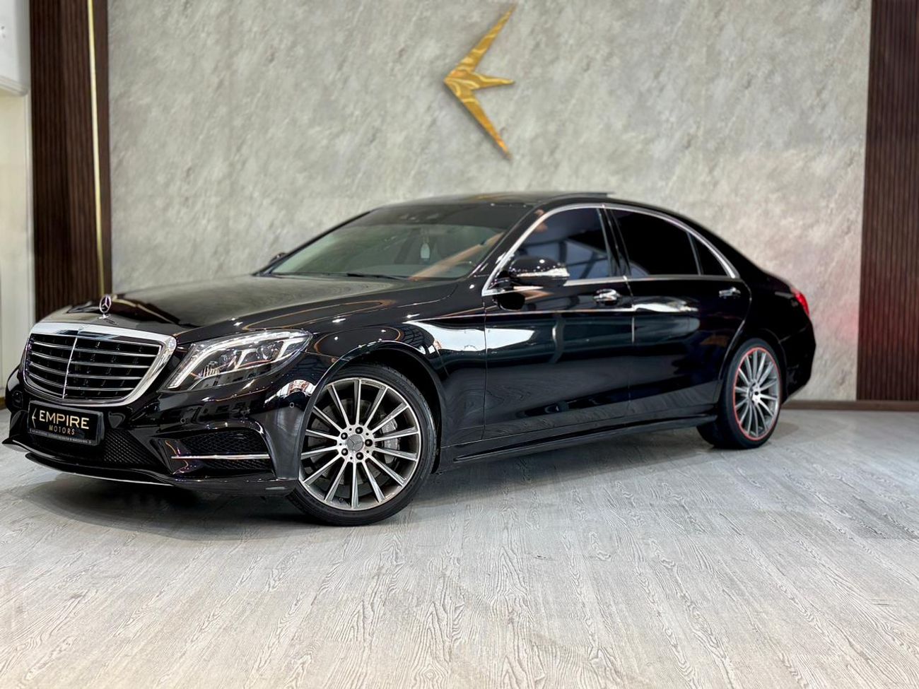 Mercedes-Benz S 500 Std 4.7L Mercedes S500 AMG II 2015 II Full Loaded