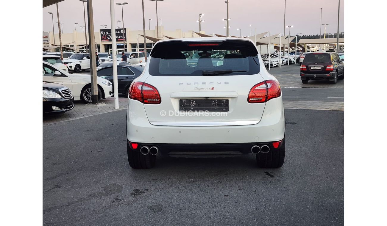 بورش كايان Porsche Cayenne S_Gcc_2014_Excellent_Condition _Full option