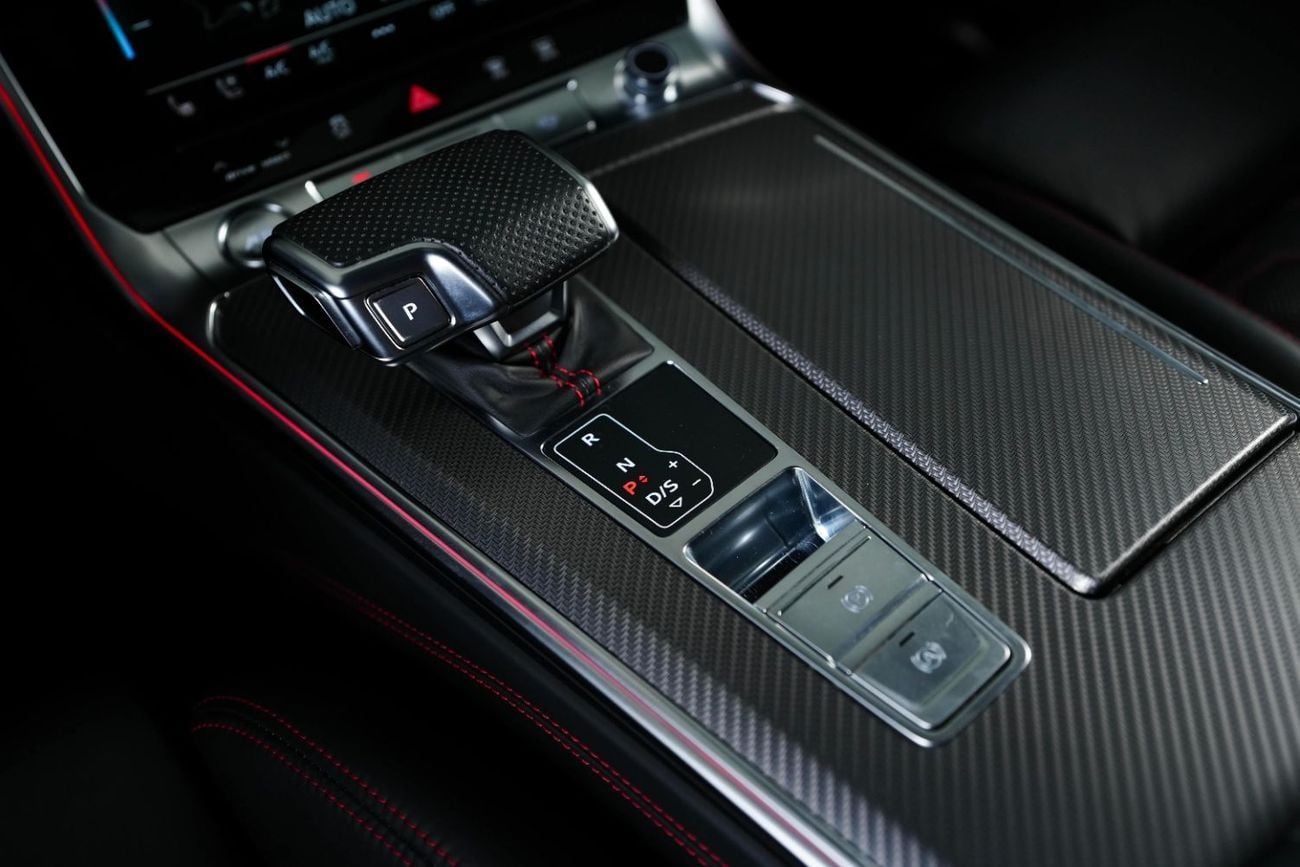 أودي RS7 SPORTBACK Carbon Fiber Package-Audi Ceramic Braking System-Red Calipers-Premium Leather Interior