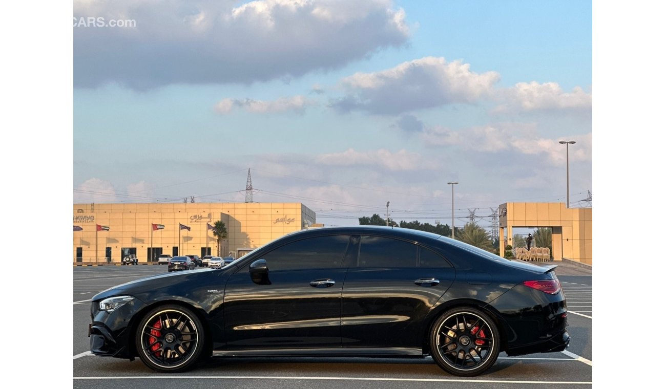 مرسيدس بنز CLA 45 S  AMG Mercedes cla 45 GCC 2020 free accident original paint good condition