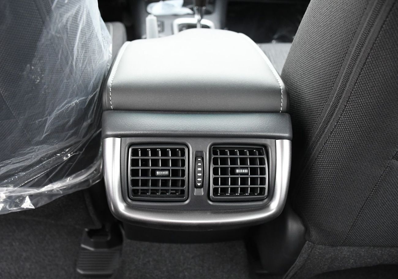 تويوتا هيلوكس 2.7L V4 Automatic with BSM Full option (Ready Stock)