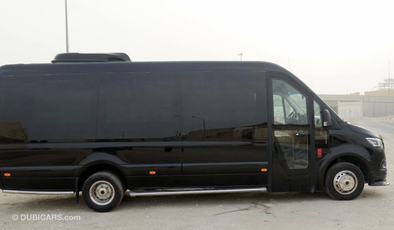 مرسيدس بنز سبرينتر 519 D sprinter Luxury 16+1 gcc under warranty