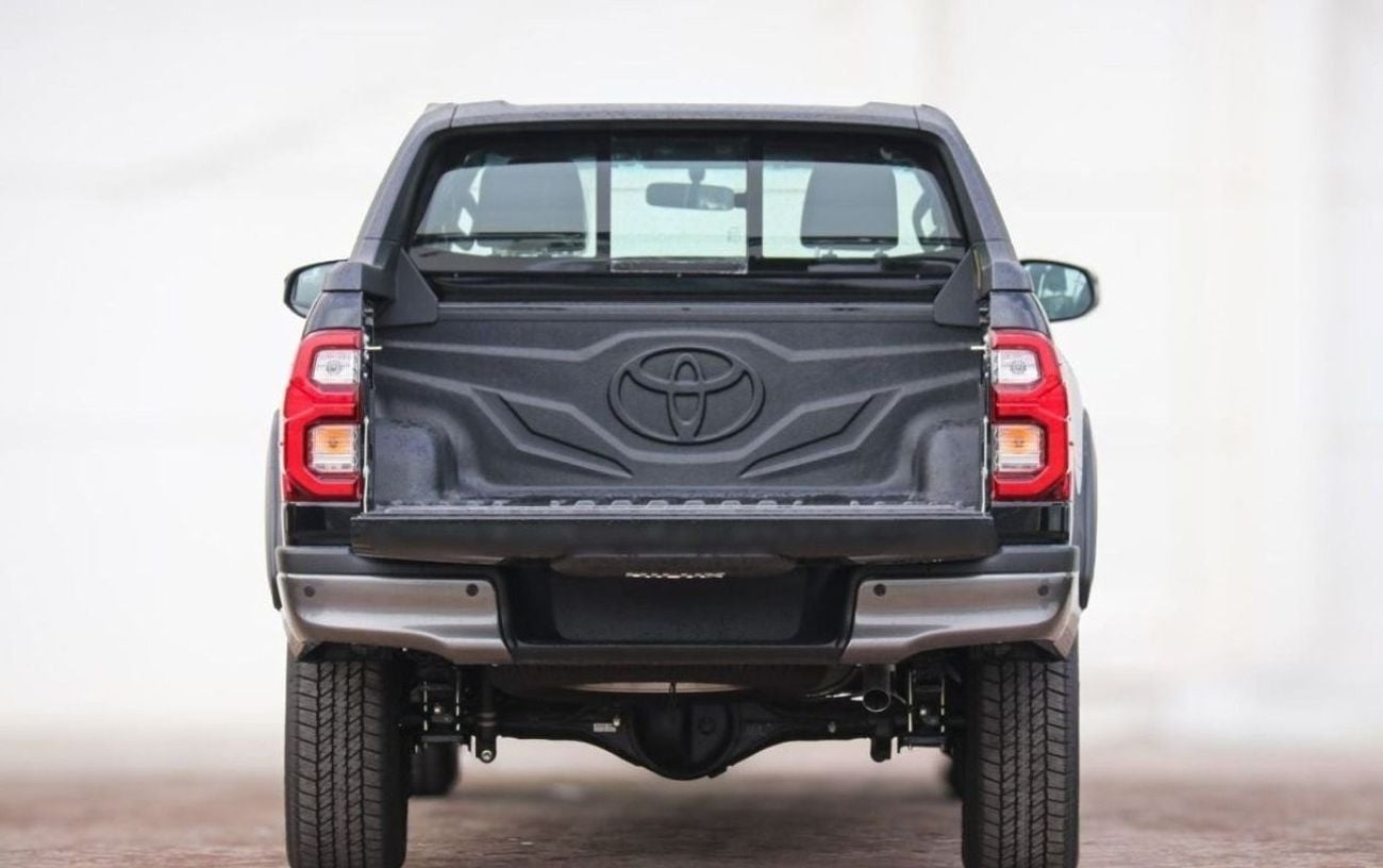 Toyota Hilux Toyota Hilux Adventure 4.0L petrol 2025 in UAE- Black