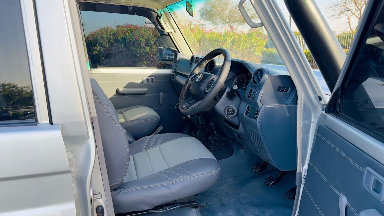 تويوتا لاند كروزر بيك آب MODIFIED TO DOUBLE CABIN PICKUP | 2018 | RHD | MANUAL TRANSMISSION | 4.5L DIESEL ENGINE | REAR VIEW