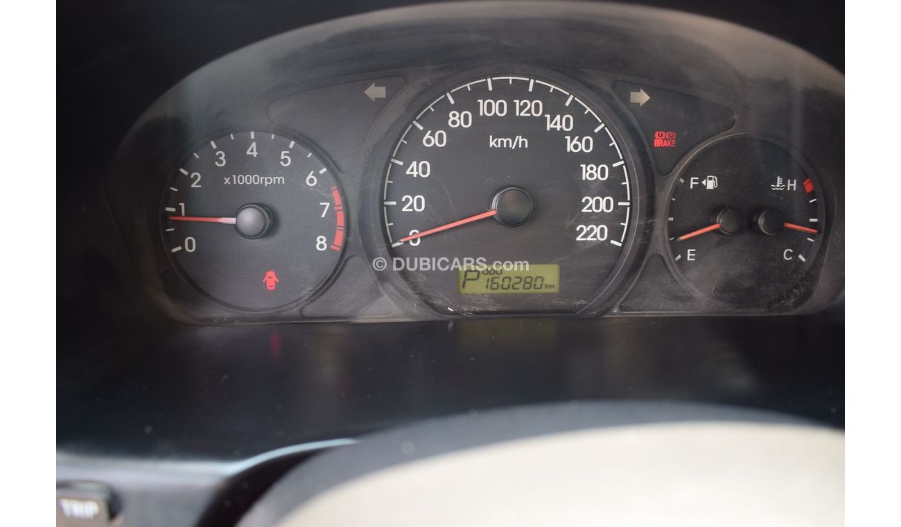 Hyundai H-1 Std Hyundai H-1 Van 12 seater, Model:2015. Excellent condition