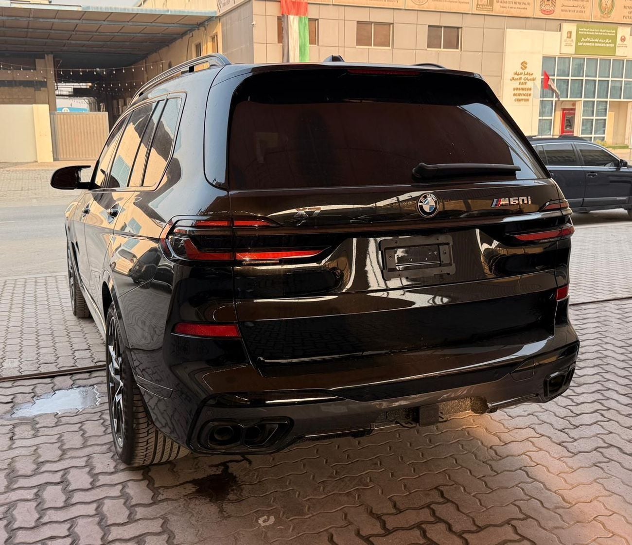 BMW X7 M60i XDRIVE xDriveM60i (6 Seats) XDriveM60i 4.4 L