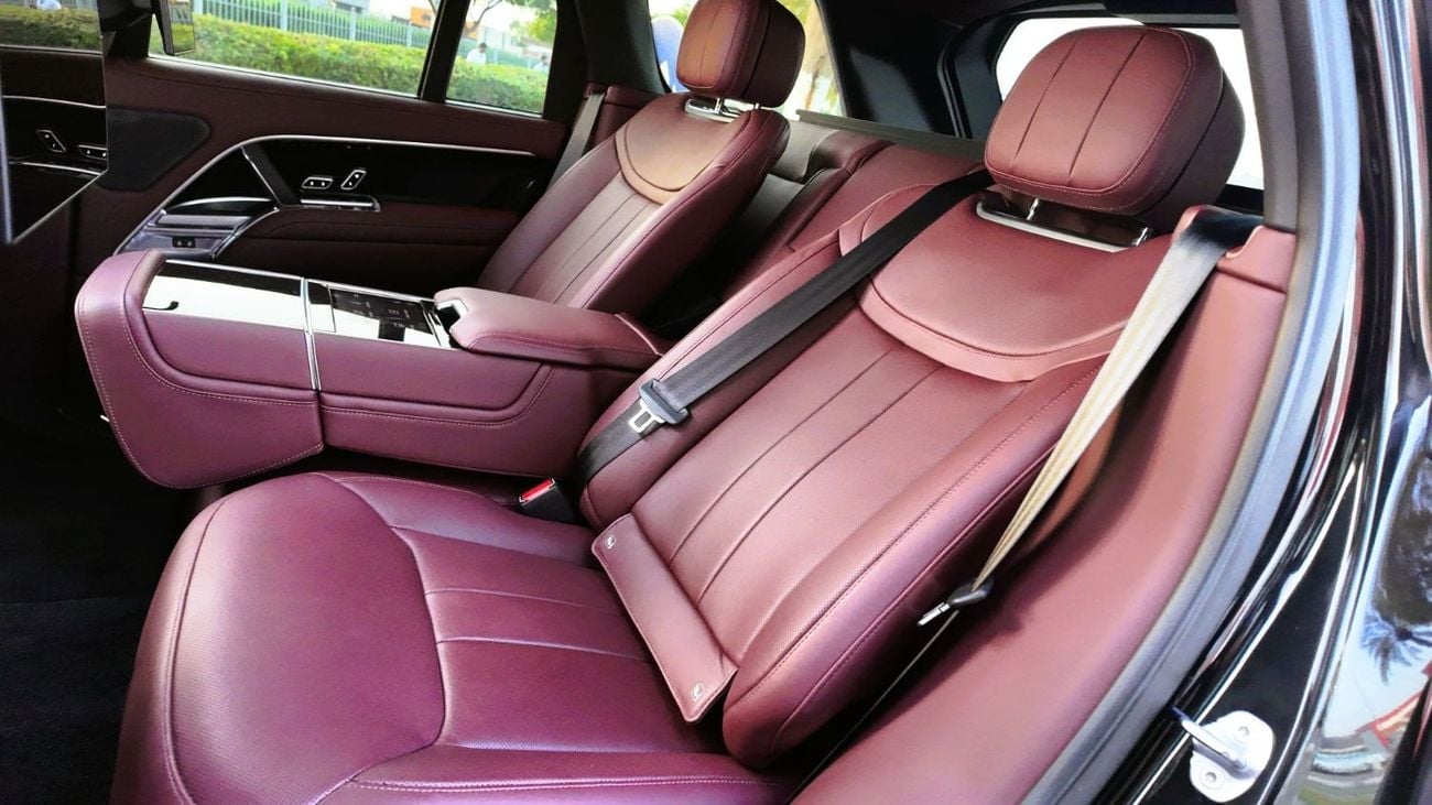 Land Rover Range Rover AUTOBIOGRAPHY P530 2023 Range Rover | 4.4L Twin-Turbo V8 | Under 400 KM | European Specs