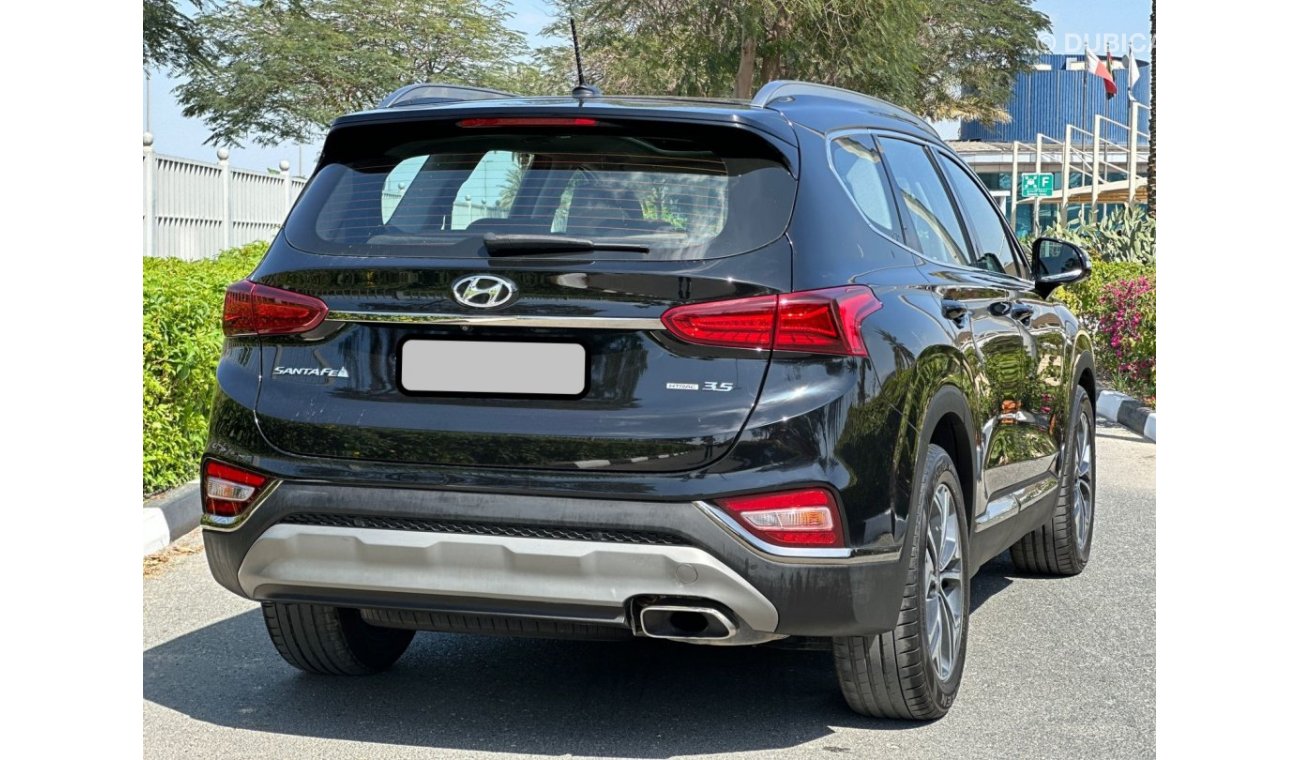 Hyundai Santa Fe GCC FULL Options SUV