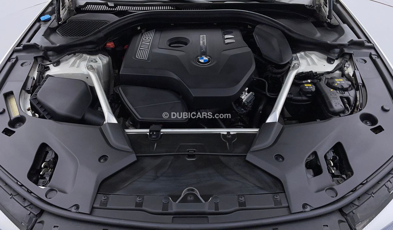 BMW 520i EXCLUSIVE 2 | Zero Down Payment | Free Home Test Drive