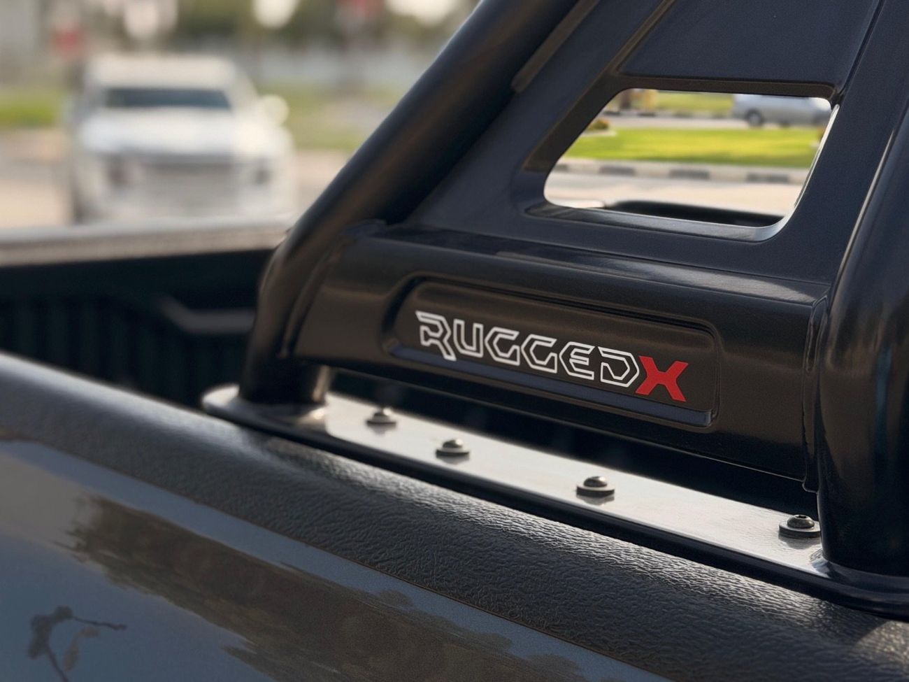 تويوتا هيلوكس Rogue export from Australia