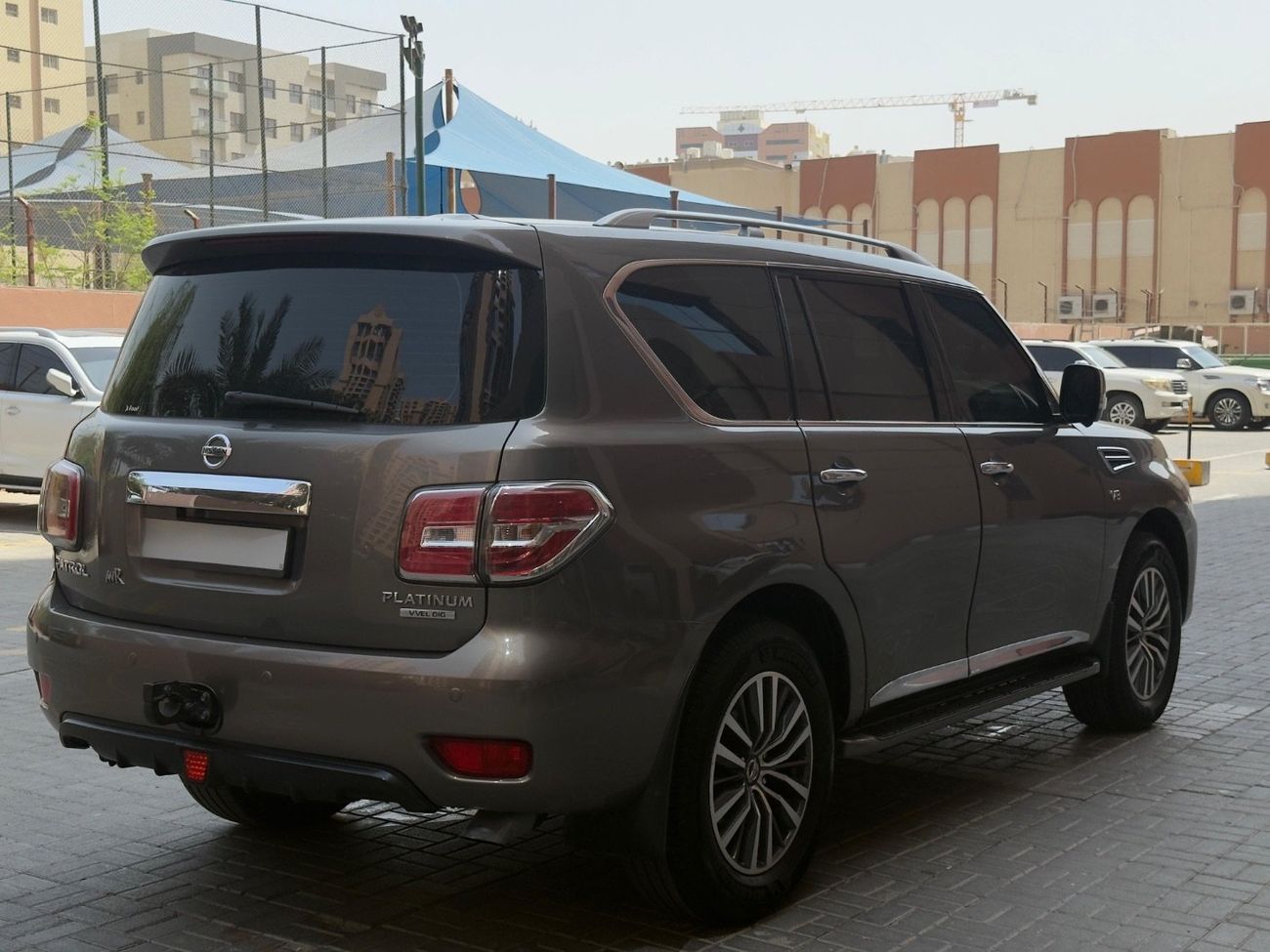 Nissan Patrol LE Platinum City 5.6L